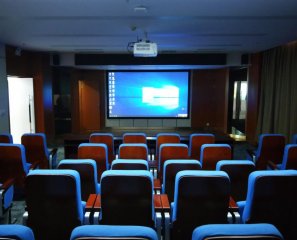 ِ⹤ͶӰCvɽ|IWԺ